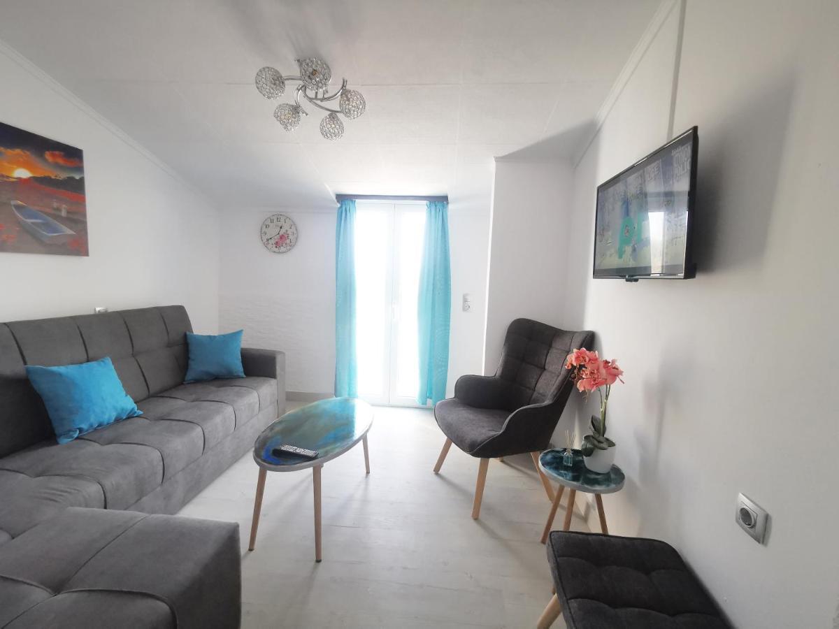 Anthis Aparthotel *